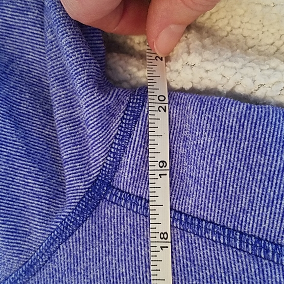 New Balance pullover - Picture 8 of 8